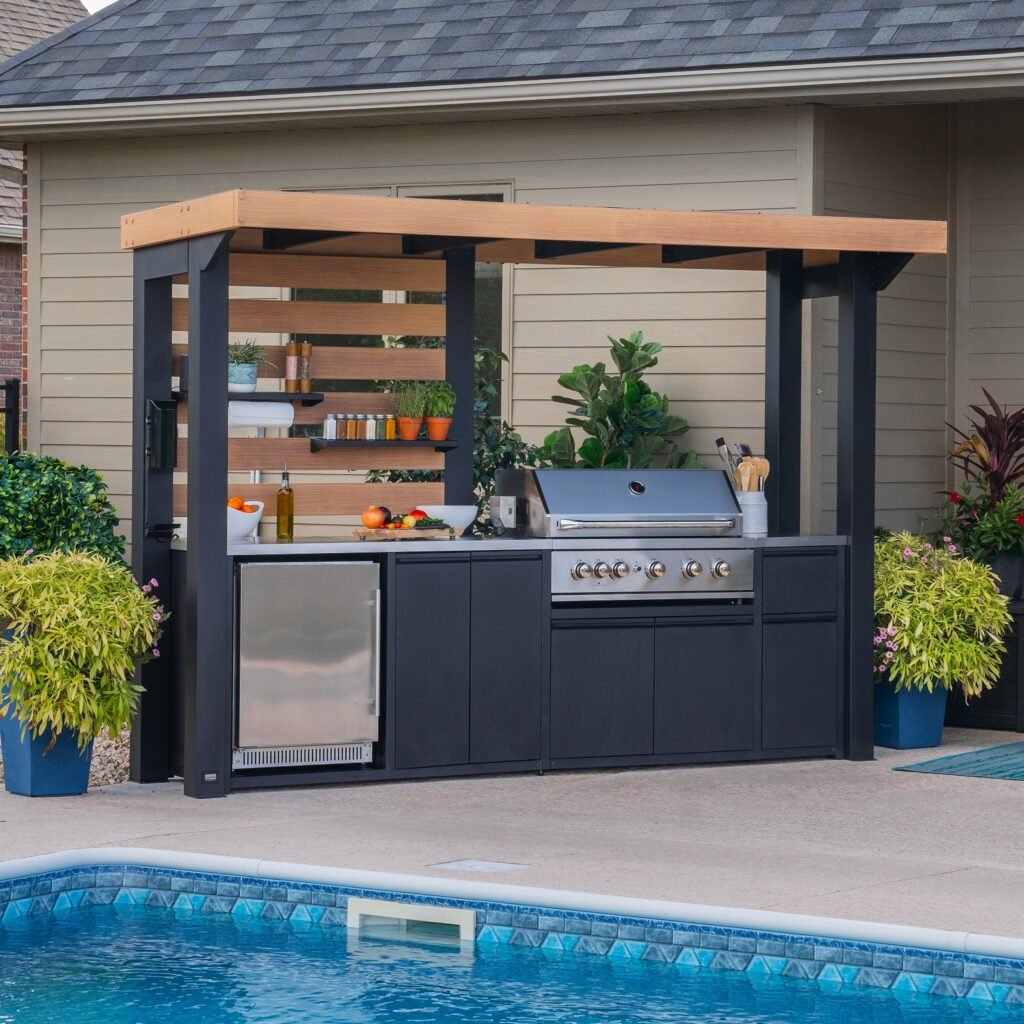 12 Year-Round Outdoor Kitchen Tips for Bbq Fans